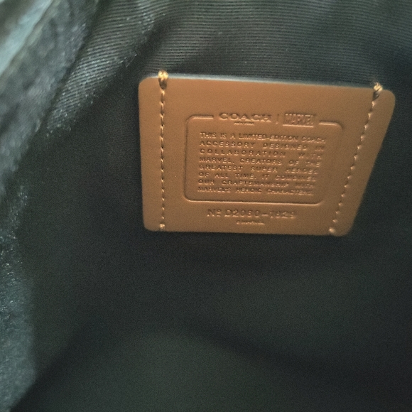 NWT COACH 1829 Marvel Signature Patches LG Pouch - Picture 8 of 15